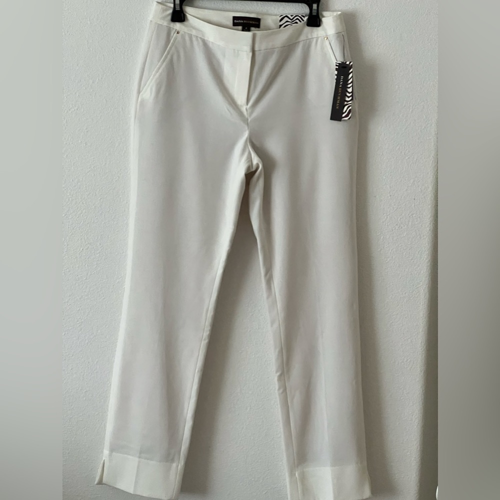 Dana Buchman winter romance straight leg mid rise lined pants in size 6.
